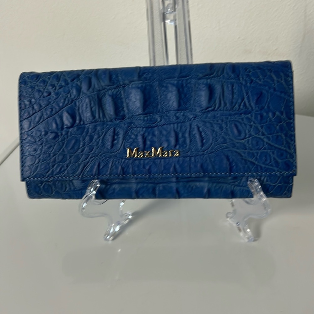 Max Mara Blue Croc-Embossed Leather Wallet - CLEOFE | Made in Italy